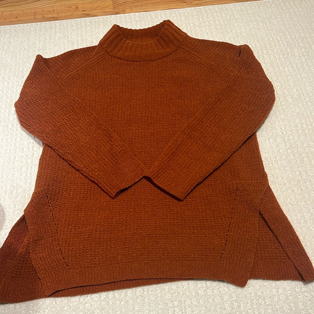 A new day target brand burnt orange sweater mockneck slits on side